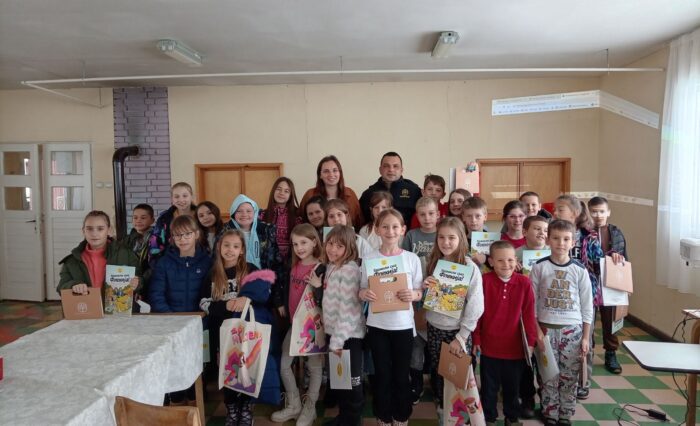 IMG-f27aad42f5d8476ce13f0f9028be9244-V